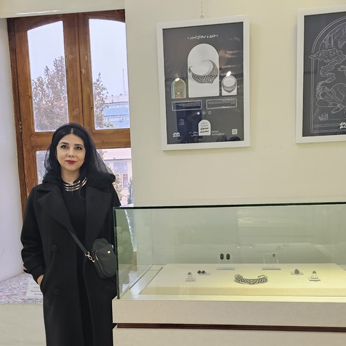 ساناز ارمغان طراح قطعه مهراب 