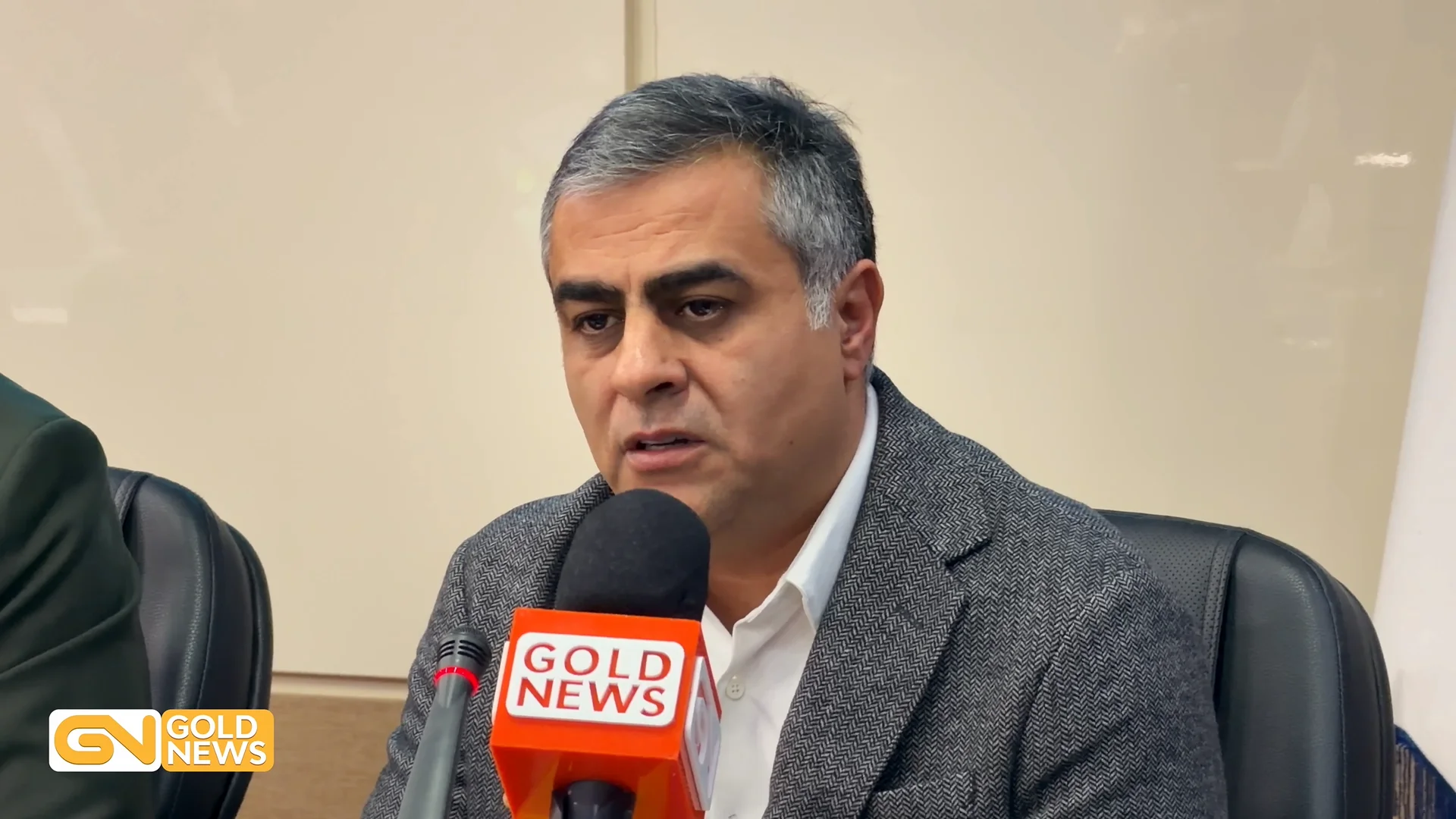 فرهاد رستمیان تولیدکننده طلا