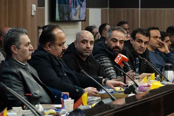 دشتی تولیدکننده مصنوعات طلا