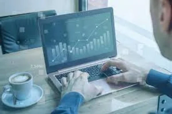 تحلیل روند بازار بورس ایران در سال 2025