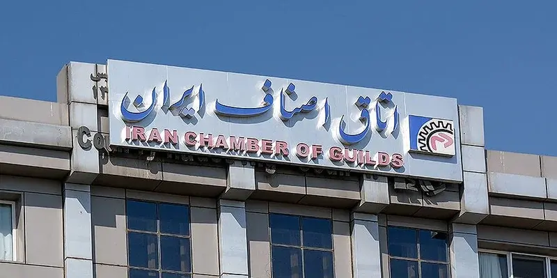در مشق دموکراسی وجود کرسی اصل است نه کار آمدی