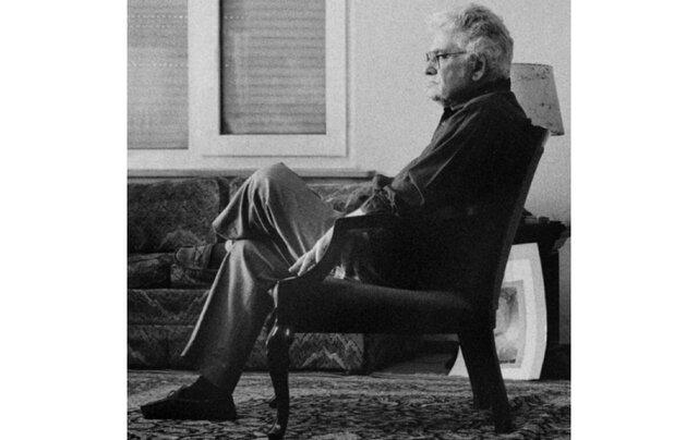 نمایشگاه احمد شاملو در خانه هنرمندان 