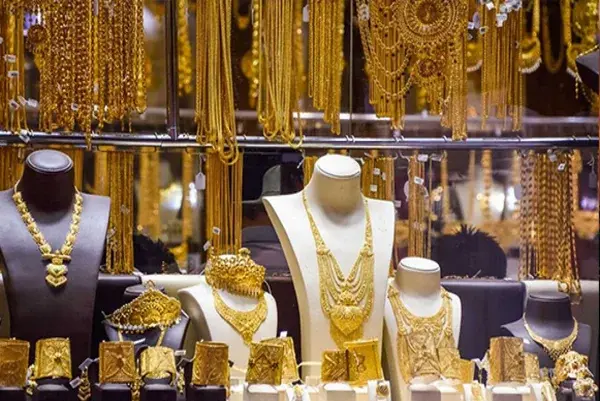 بی عدالتی مالیاتی باعث تعطیلی طلافروشی های سردشت 