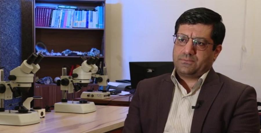 رونمایی از سنگ ۹۶۷ کیلویی در گلستان، «شو تبلیغاتی» بود