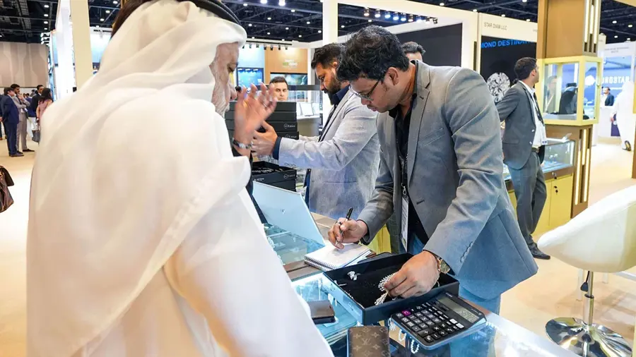 از فناوری تا جواهرات فاخر در نمایشگاه طلای دبی 2025