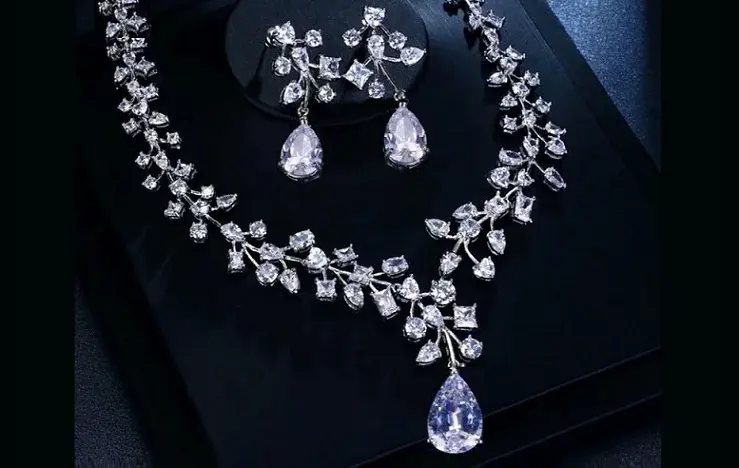 رنگ سال ۲۰۲۶ و تغییر نقشه تولید جواهرات