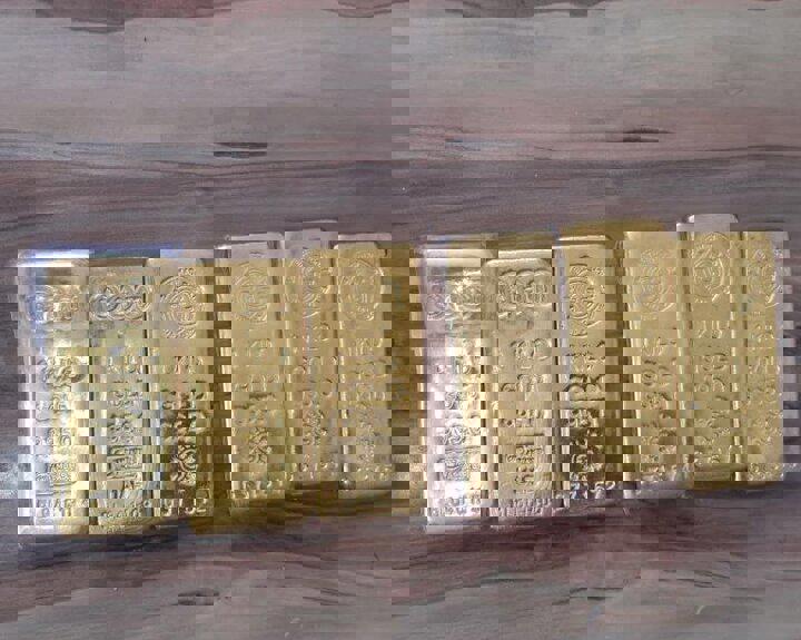 کشف ۳۸ کیلوگرم شمش طلا قاچاق در کوله پشتی مسافر