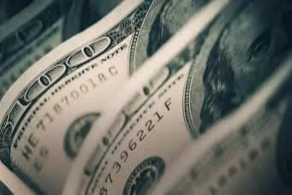 قیمت دلار محدوده ۸۱ تا ۸۳ هزار تومانی