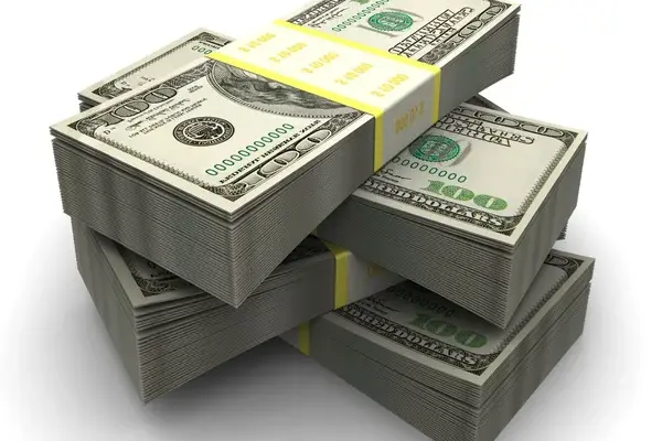 دلار با احتیاط وارد  بازار میشود