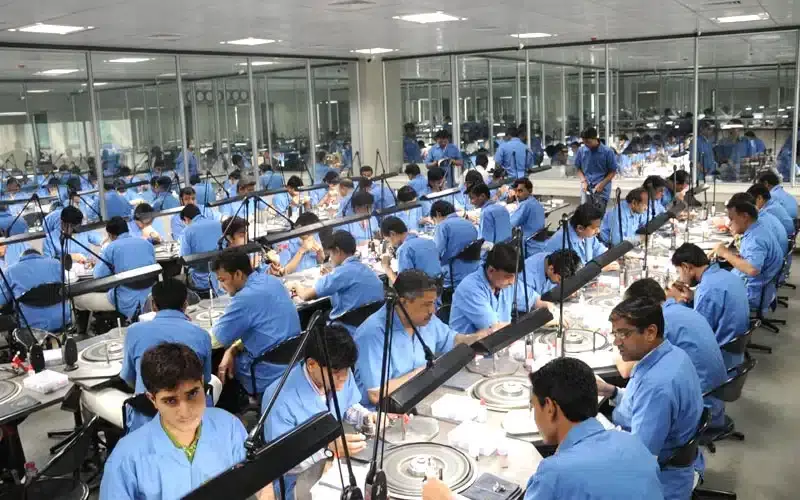 بیکاری 100 هزار کارگر صنعت الماس هند