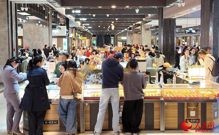 نبض طلای جهان در دست چینی ها