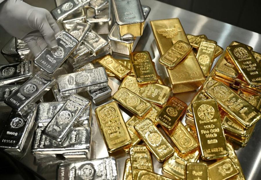 هند تعرفه واردات طلا و نقره را بیش از دو برابر کرد