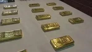 شگرد عجیب مسافر فرودگاه مشهد؛ قاچاق ۹ میلیارد طلا در کمر بند!