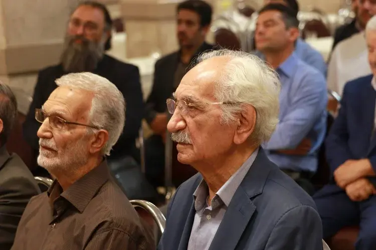 زمان چهارمین نشست مجمع پیشکسوتان و کارآفرینان صنعت طلا 